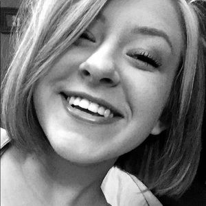 Meet your Posher, Kyla